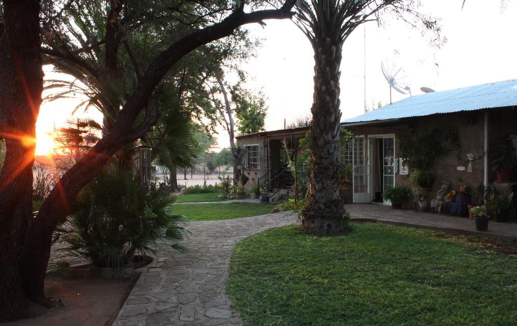 Haasenhof Gästefarm Villa Okahandja Exteriör bild